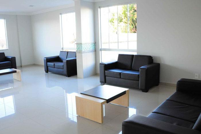 Golden Dolphin Express Apartment
